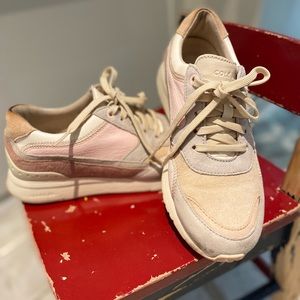 Cole Haan women shoes